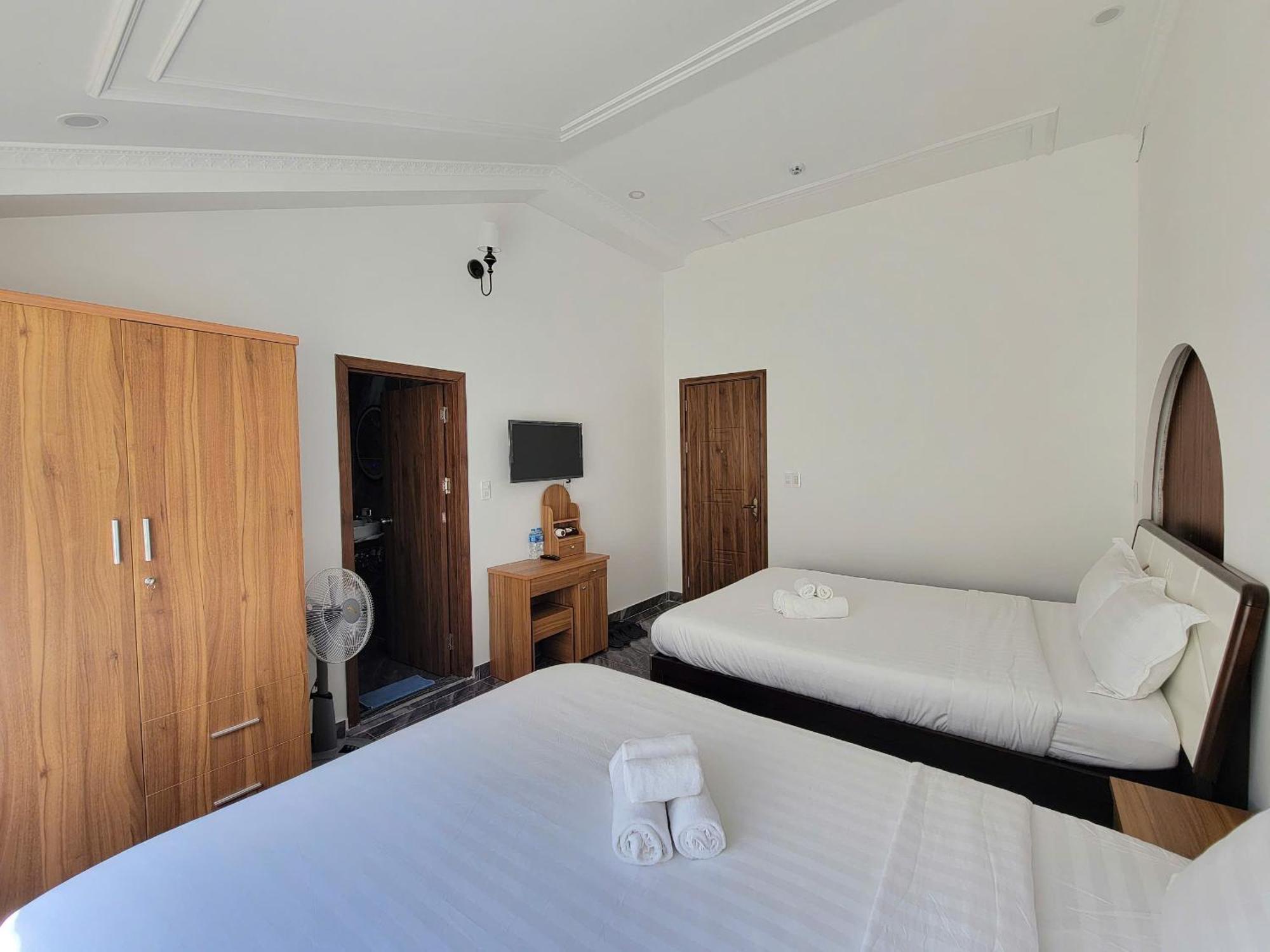 דה לאט Savio Hotel Trieu Viet Vuong מראה חיצוני תמונה
