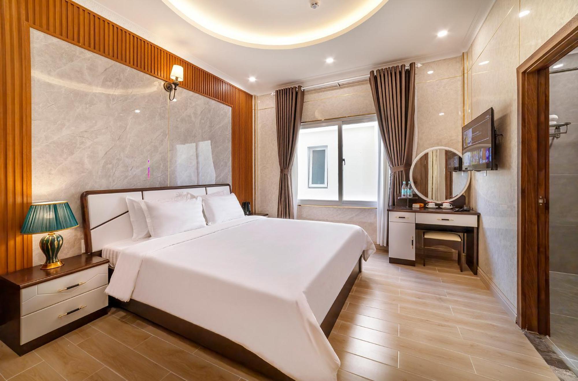 דה לאט Savio Hotel Trieu Viet Vuong מראה חיצוני תמונה